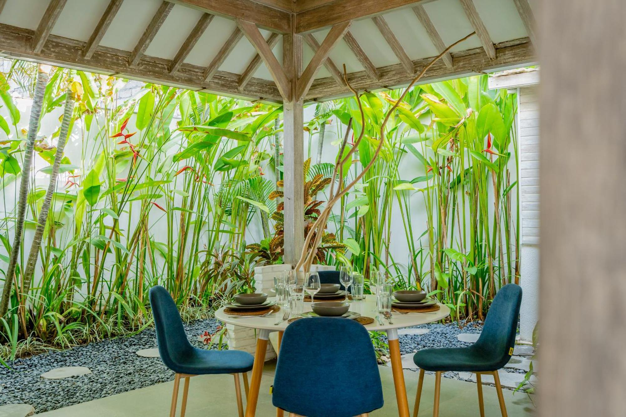 Mundaka Villa By Betterplace Canggu Exteriér fotografie
