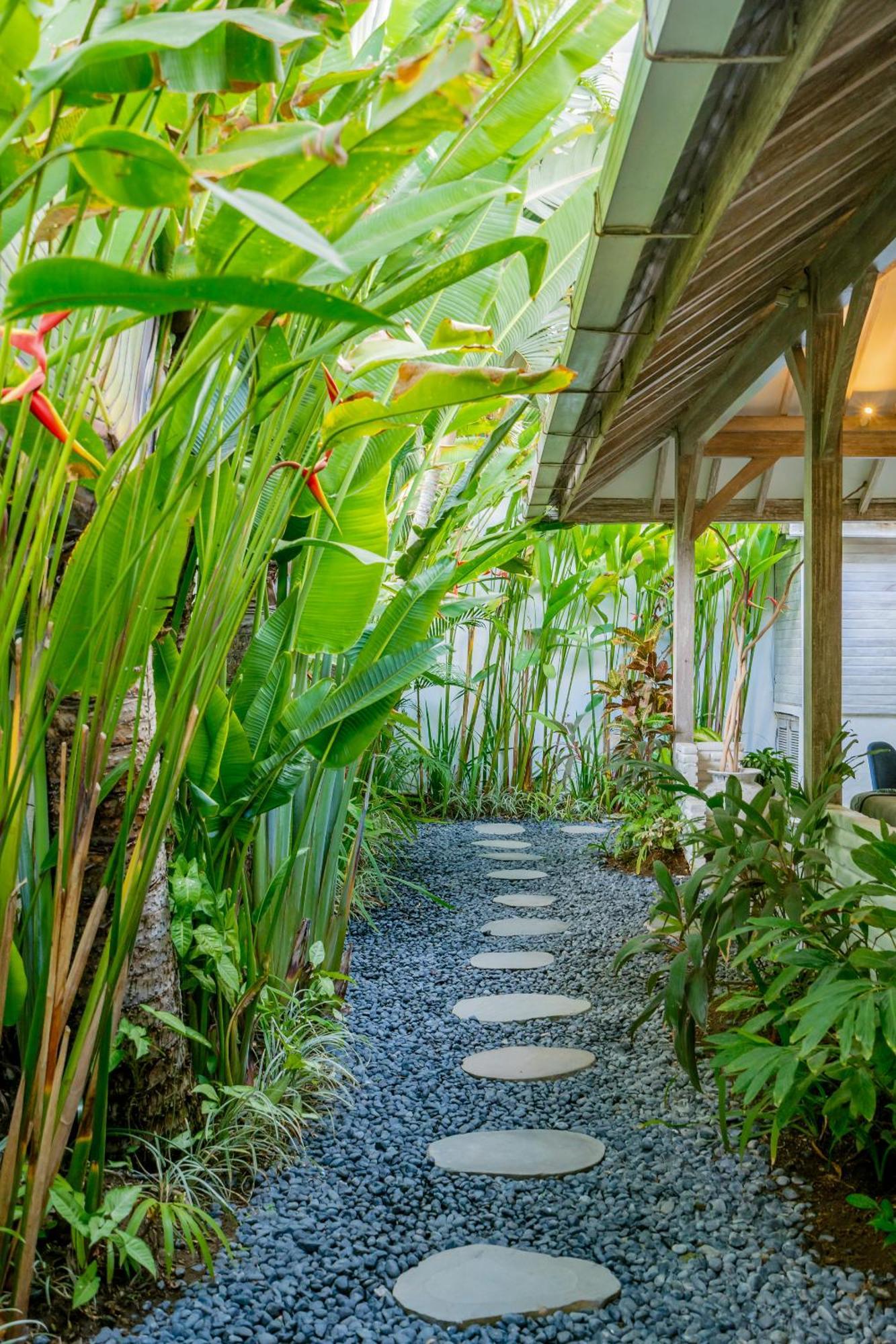 Mundaka Villa By Betterplace Canggu Exteriér fotografie