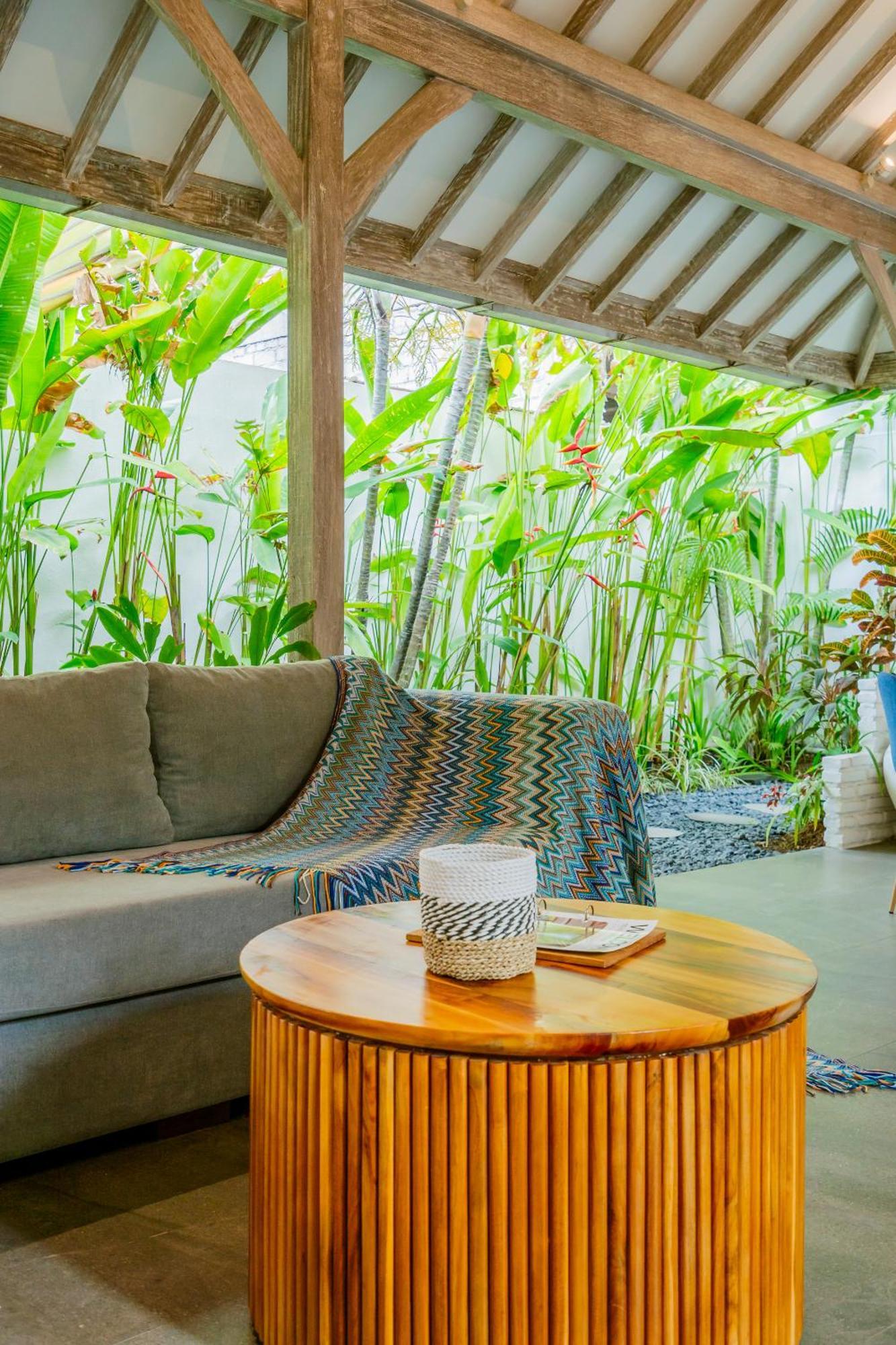 Mundaka Villa By Betterplace Canggu Exteriér fotografie